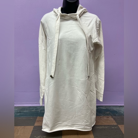 Almost Famous hoodie sweater dress - Picture 1 of 5